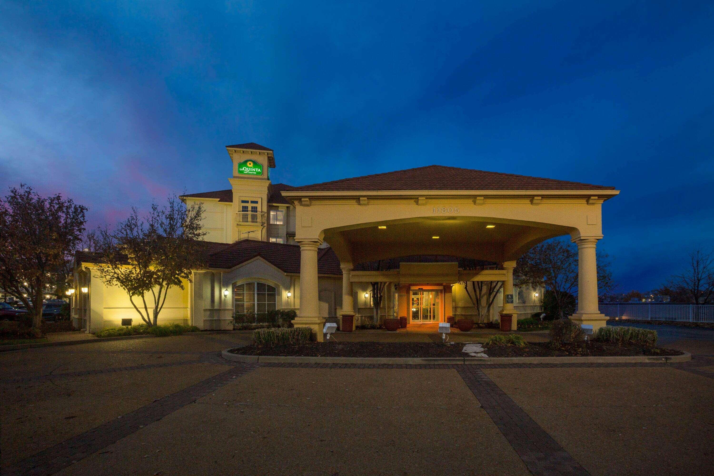 Hotel La Quinta By Wyndham St. Louis Westport Maryland Heights Exterior foto