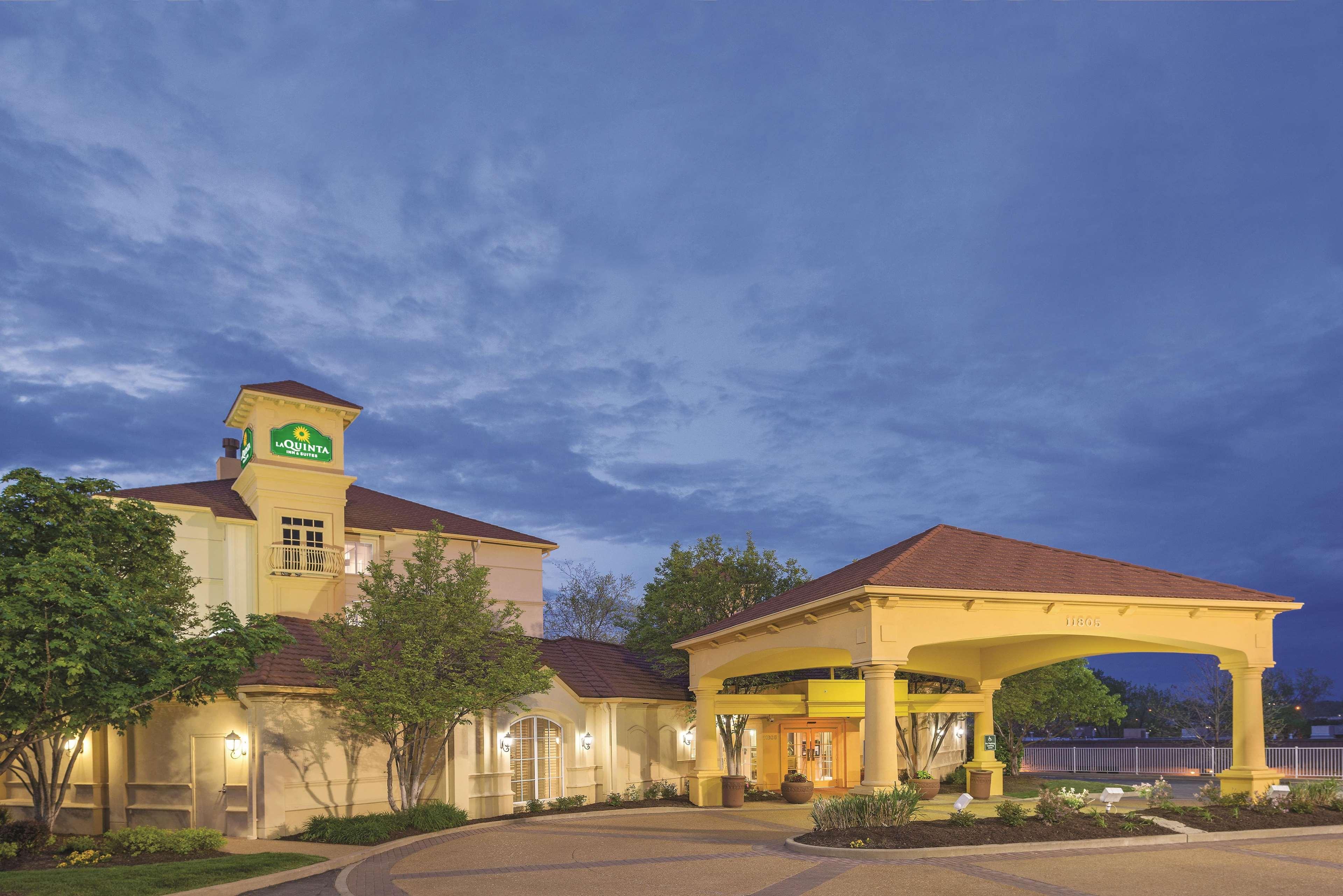 Hotel La Quinta By Wyndham St. Louis Westport Maryland Heights Exterior foto