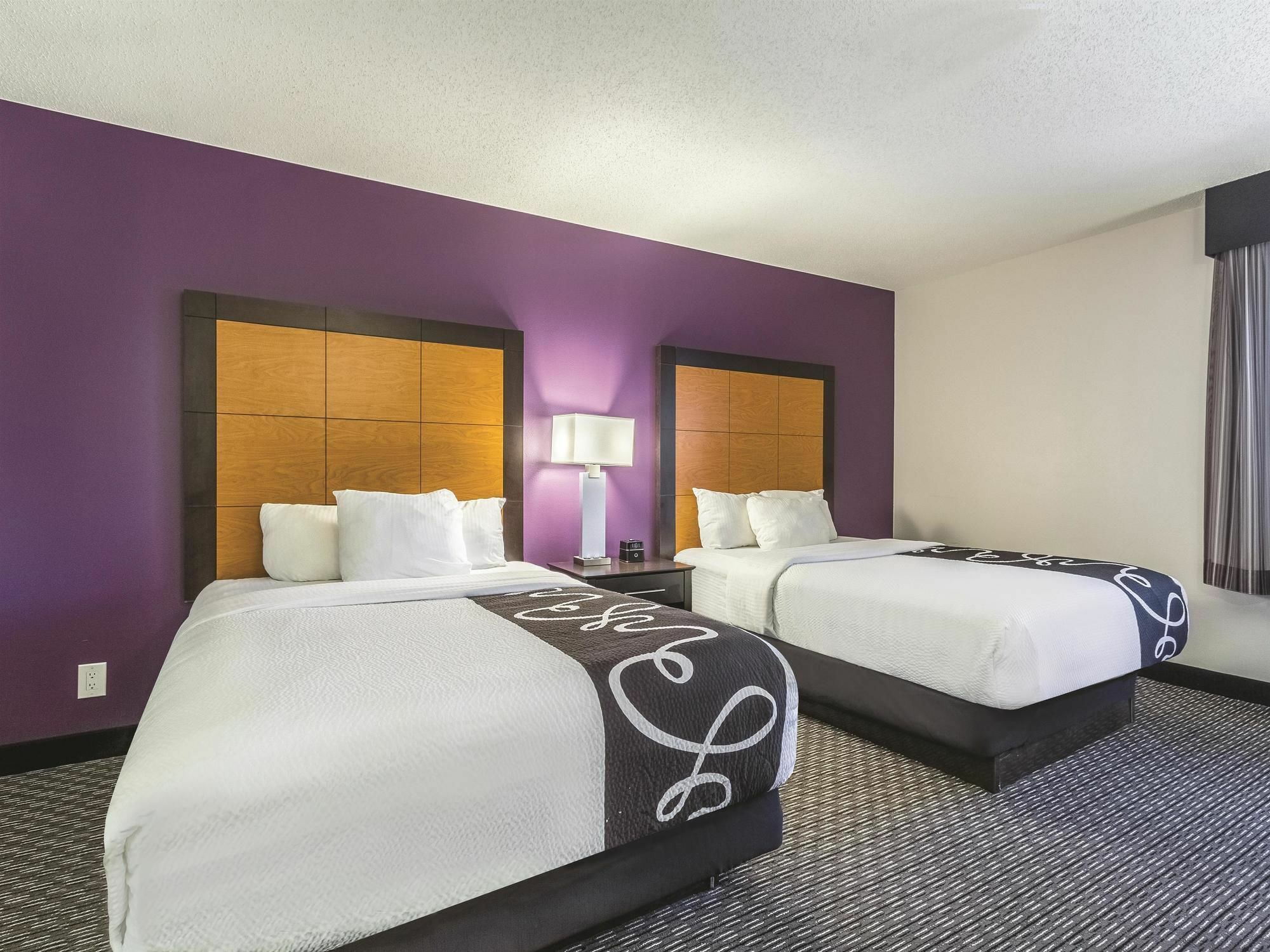 Hotel La Quinta By Wyndham St. Louis Westport Maryland Heights Exterior foto